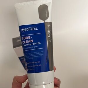 Mediheal Pore-Clean Clarifying Cleansing Form 170mL/5.7 oz